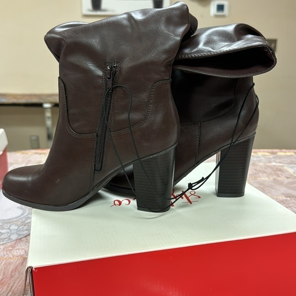 Saraa Slouch Mid-Shaft Boots - Picture 5 of 6